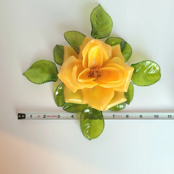 MCM Lucite Acrylic Yellow Rose Retro Mod Flower Power Sculpture Home Decor Vtg - Picture 11 of 12